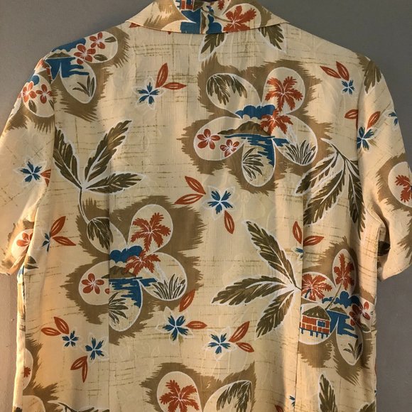 Tommy Bahama women's New light yellow Silk top Size XL 16 - Picture 8 of 8